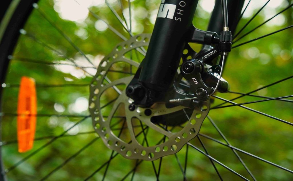 Kontrollera cykelns broms
