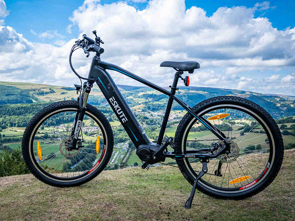 e-mountainbike med mittmotor